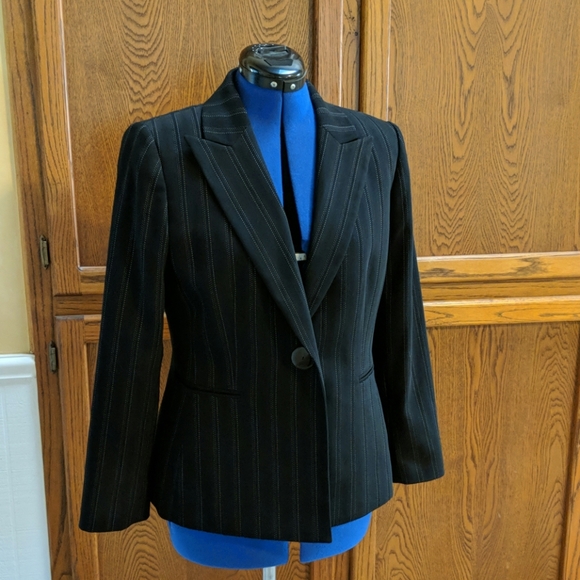 TAHARI by Arthur S. Levine Ladies Blazer-10P